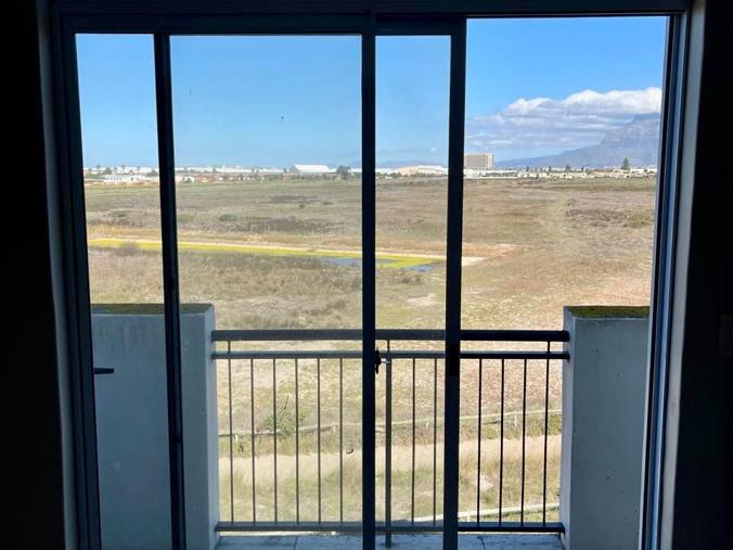 1 Bedroom Property for Sale in Milnerton Central Western Cape